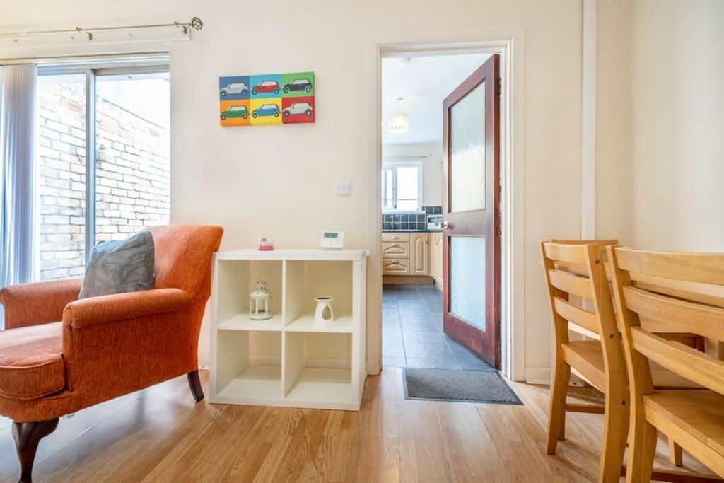 3 Bedroom House * Belfast