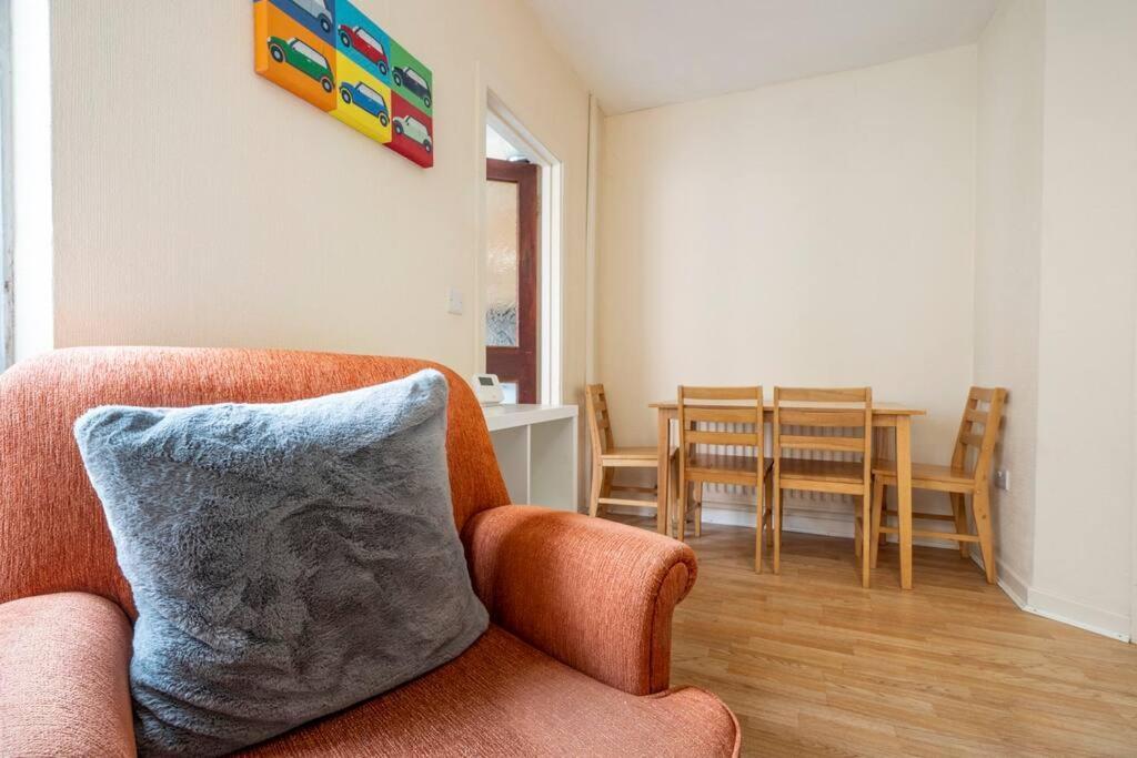 3 Bedroom House * Belfast
